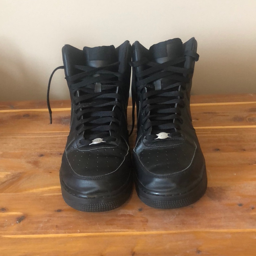 Black Air Force 1s